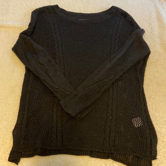 American Eagle sweater. Size: S - Picture 1 of 2
